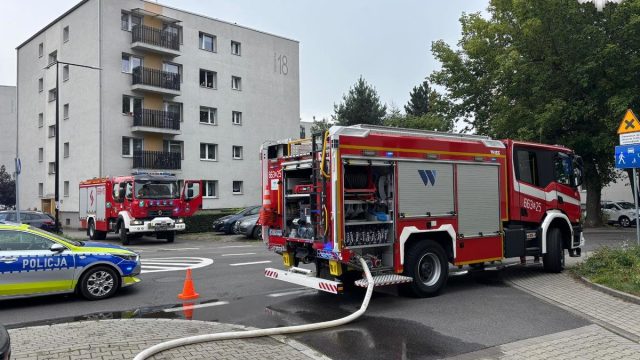 Awaria instalacji elektrycznej w Radlinie: Pożar ewakuował 20 osób