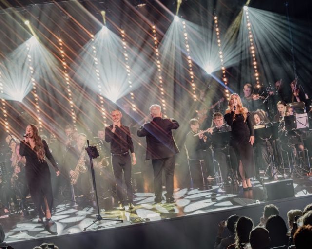 Dodatkowy koncert Wodzisławskiej Orkiestry Rozrywkowej "Stacja - Osiecka"