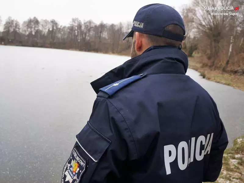 Na brzegu zauważył buty. Obawiał się, że doszło do utonięcia!