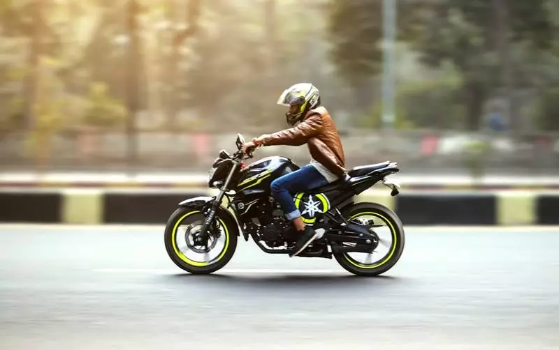 Niebezpieczeństwo podczas jazdy motocyklowej. Od początku roku zginęło 53 kierowców!