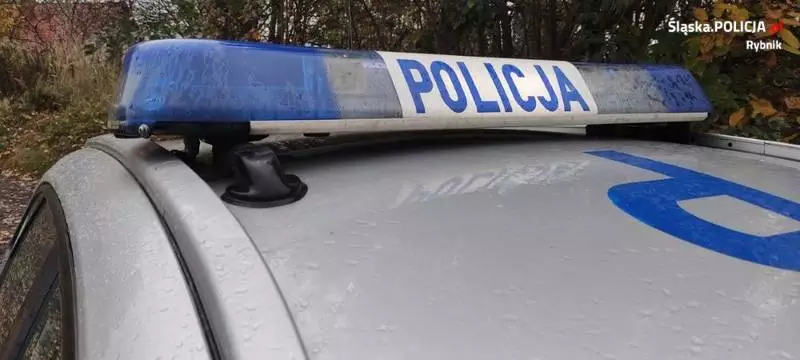 Nocna awantura w Wodzisławiu Śląskim. Mężczyzna chciał, by wyszła do niego jego koleżanka
