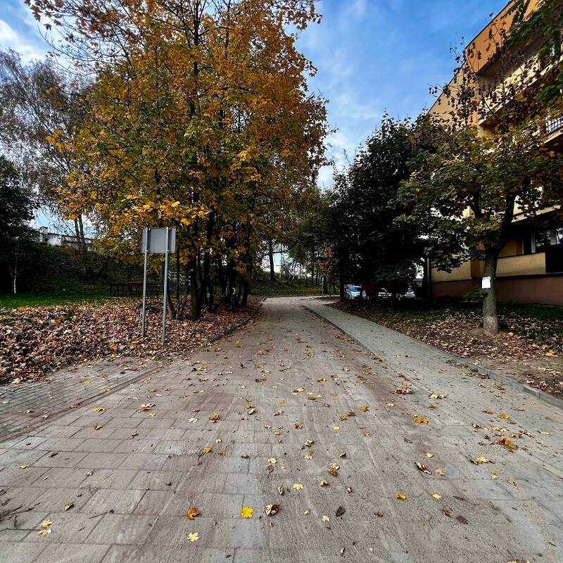 Nowa jakość na osiedlu 1 Maja. Zakończono przebudowę drogi przy blokach 18 i 19