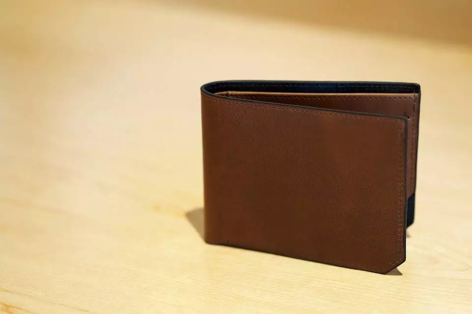 Oddał znaleziony portfel... bez gotówki. 42-letni wodzisławianin zatrzymany / fot. Pixabay