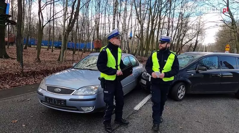 Omijaj korki ze Śląską Policją. Aplikacja pomoże wskazać miejsce i czas trwania utrudnień