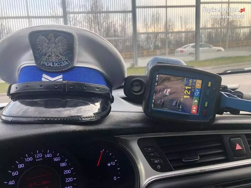 Przekroczył prędkość o 71 km/h! Wodzisławianin stracił prawo jazdy