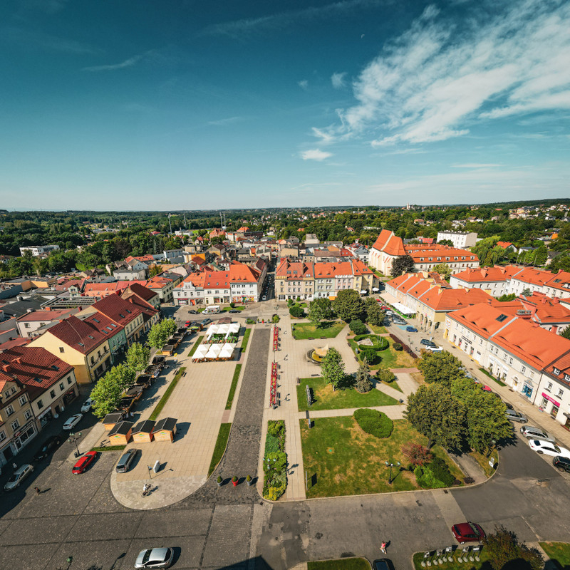 Zmiany na wodzisławskim rynku – nowe zasady organizacji ruchu od maja 2025